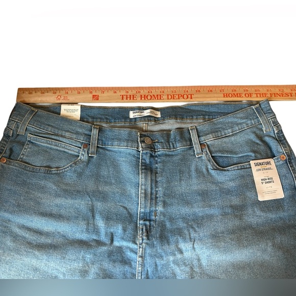 Signature Gold By Levi Strauss Co Shorts Women’s Size 24 Denim High Rise Raw Hem - Picture 11 of 13